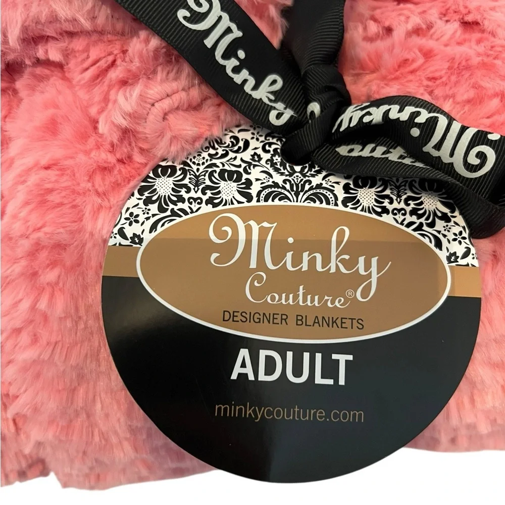 NWT Minky Couture Pink Faux Fur Throw Blanket 50x60 Adult Size Plush Minky Cozy